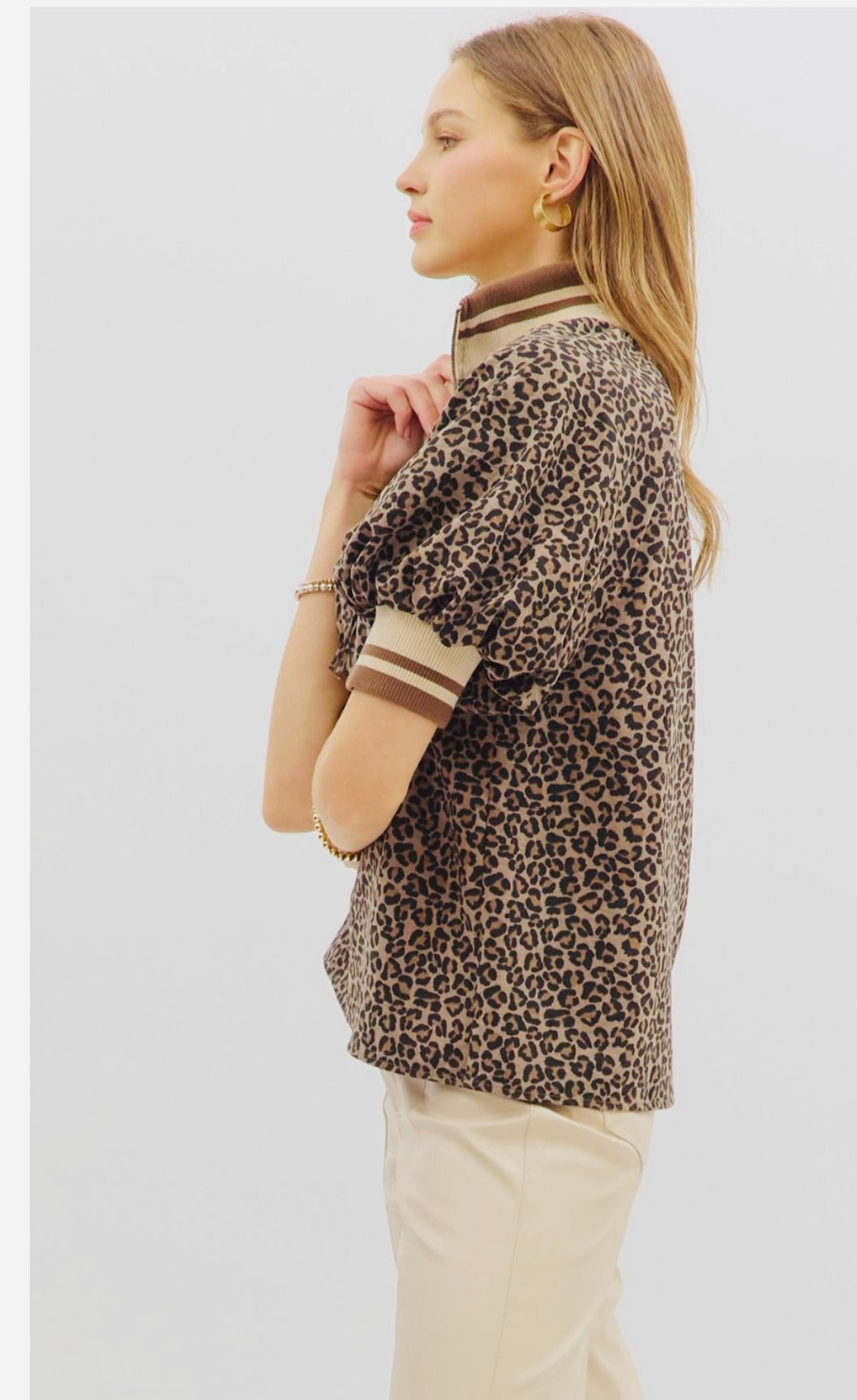 LOVE LEO TOP