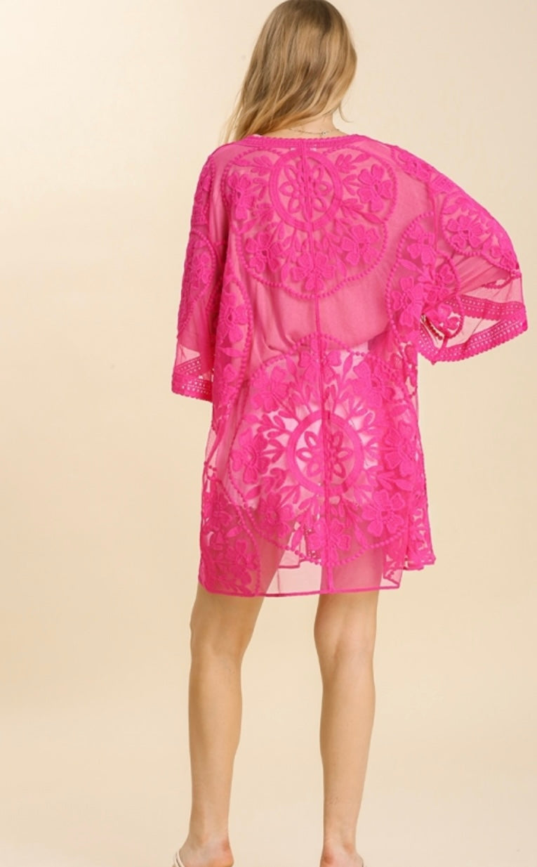 FLORAL LACE KIMONO